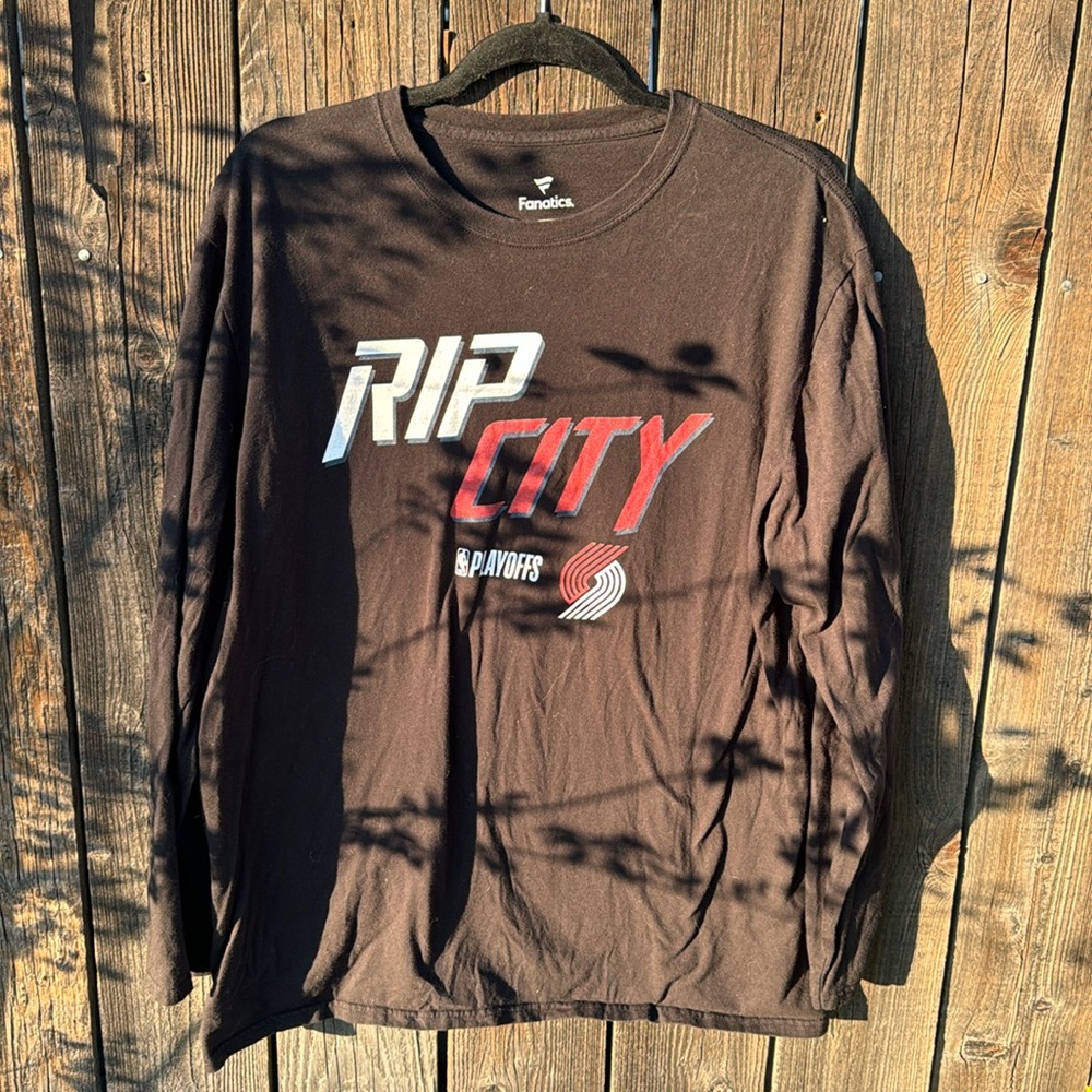 Portland Trailblazers “Rip City” playoff long sleeve tee size XL